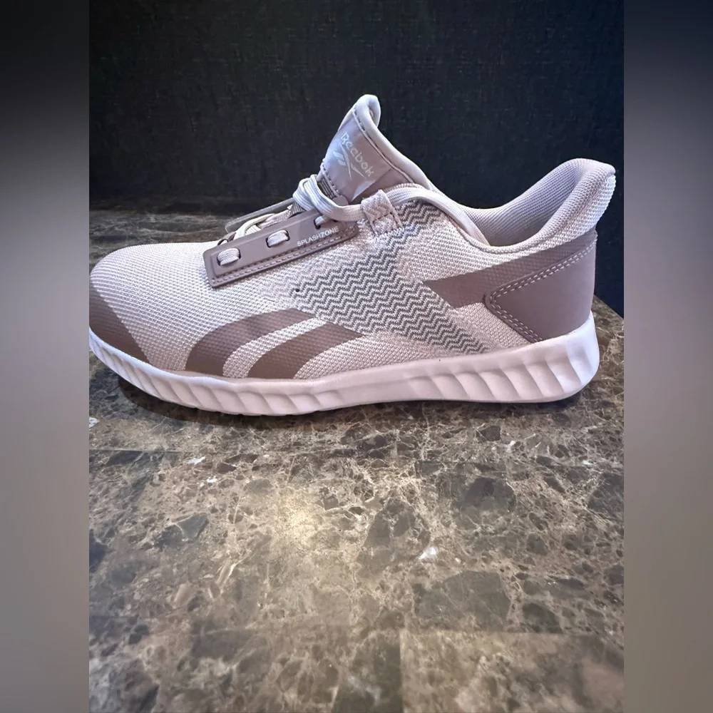 Reebok. Women's Sublite Legend Work Shoes. Rose. Size 8.
